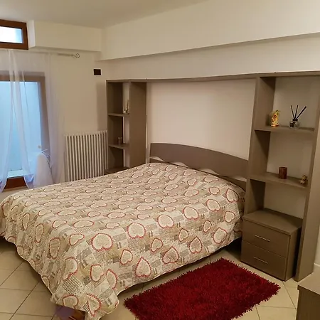 San Faustino Apartamento *